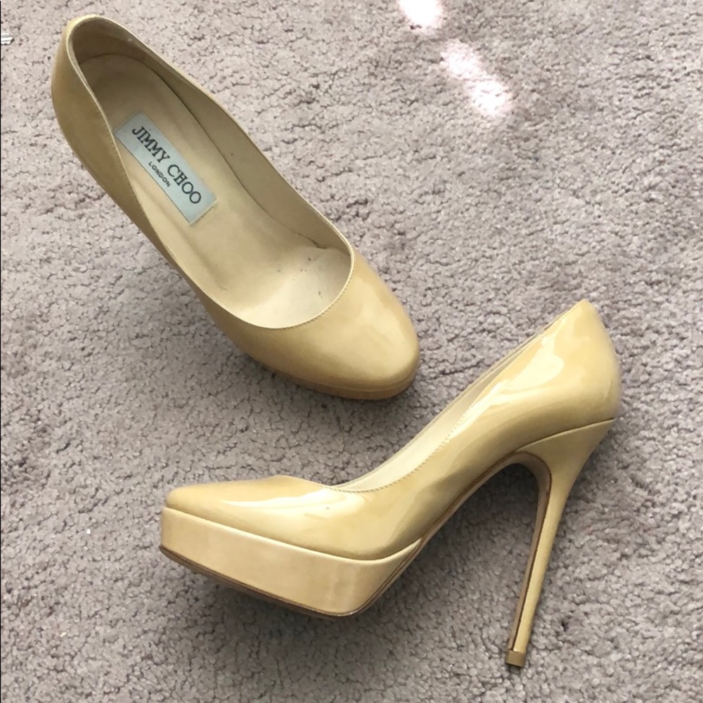 Like new! Nude patent Jimmy Choo pumps